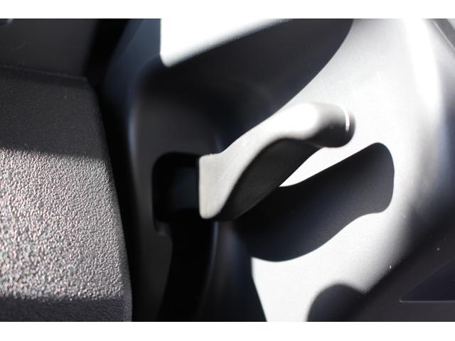 コーディネートスタイル　両側電動スライドドア　ホンダセンシング　レーダーブレーキサポート　クルーズコントロール　シートヒーター　ハーフレザーシート　アームレスト　ＬＥＤヘッドライト　ステアリングリモコン　電動パーキング(13枚目)