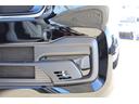 ベースグレード　届出済未使用車　両側スライドドア　パワースライド　オートライト　電動パーキング　バックカメラ　ホンダセンシング　ロールサンシェード　ＵＳＢジャック　コーティング　バックテーブル　オートブレーキホールド(5枚目)