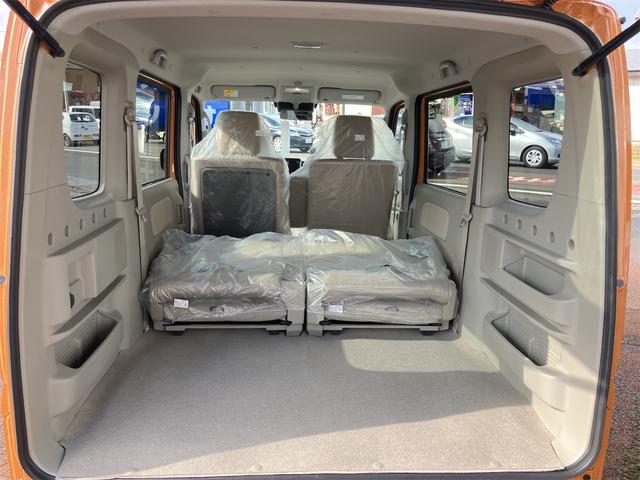 エブリイワゴン PZターボ 4WD バックカメラ 両側スライド・片側電動 クリアランスソナー レーンアシスト 衝突被害軽減システム オートライト LEDヘッドランプ スマートキー アイドリングストップ 電動格納ミラー(37枚目)