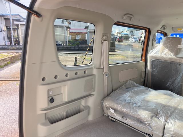 エブリイワゴン PZターボ 4WD バックカメラ 両側スライド・片側電動 クリアランスソナー レーンアシスト 衝突被害軽減システム オートライト LEDヘッドランプ スマートキー アイドリングストップ 電動格納ミラー(40枚目)