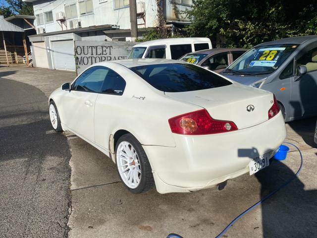 スカイライン 350GT プレミアム 70th-II 車高調マフラーメタルクラッチ交換済みライトチューン(3枚目)