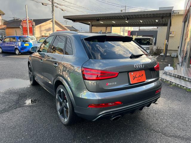 アウディ ＲＳ Ｑ３