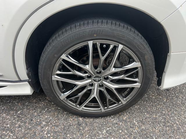 ハリアー プレミアム メタル アンド レザーパッケージ モデリスタエアロ サンルーフ 禁煙(18枚目)