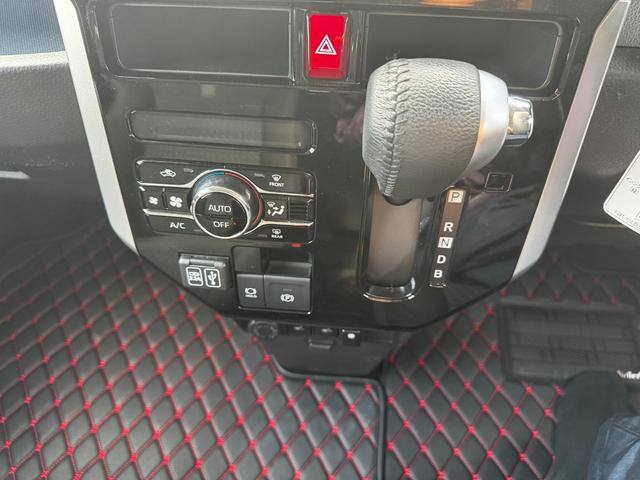 ルーミー カスタムG-T フルセグ/メモリーナビ/DVD再生/ミュージックプレイヤー接続可 バックカメラ/衝突被害軽減システム/ETC/ドラレコ/両側電動スライド/LEDヘッドランプ/ワンオーナー/アイドリングストップ(24枚目)