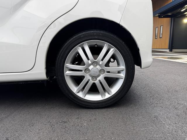 ムーヴ Ｌ　Ｉストップ　キーレス　禁煙車　フルフラット　ＡＢＳ　電格ミラー　ベンチシート　ＣＤ　運転席エアバッグ　助手席エアバッグ　エアコン　パワーウィンドウ　パワーステアリング（17枚目）