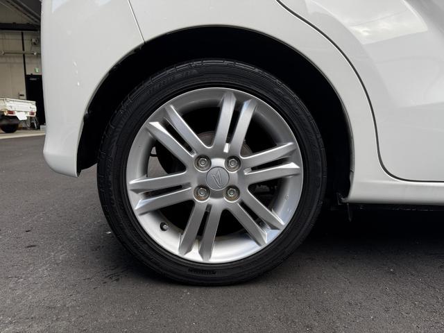 ムーヴ Ｌ　Ｉストップ　キーレス　禁煙車　フルフラット　ＡＢＳ　電格ミラー　ベンチシート　ＣＤ　運転席エアバッグ　助手席エアバッグ　エアコン　パワーウィンドウ　パワーステアリング（18枚目）