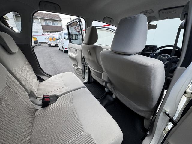 ムーヴ Ｌ　Ｉストップ　キーレス　禁煙車　フルフラット　ＡＢＳ　電格ミラー　ベンチシート　ＣＤ　運転席エアバッグ　助手席エアバッグ　エアコン　パワーウィンドウ　パワーステアリング（22枚目）