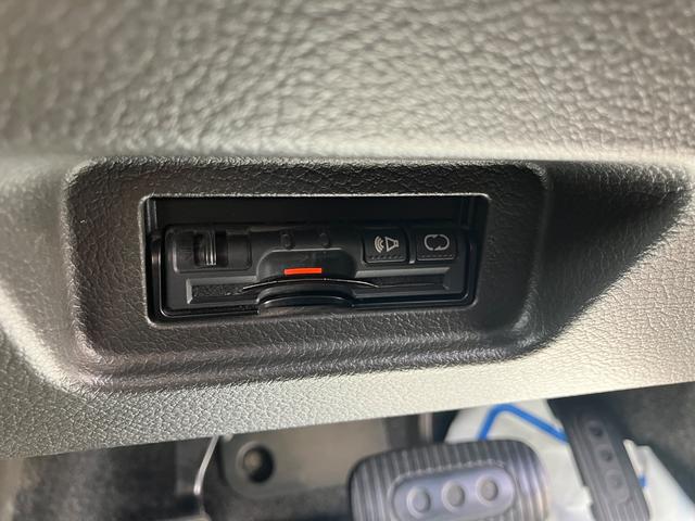 キューブ ライダー　ワンオーナー　ＥＴＣ　ナビ　ＴＶ　スマートキー　アイドリングストップ　オートエアコン　１６インチアルミ　電動格納ミラー（12枚目）