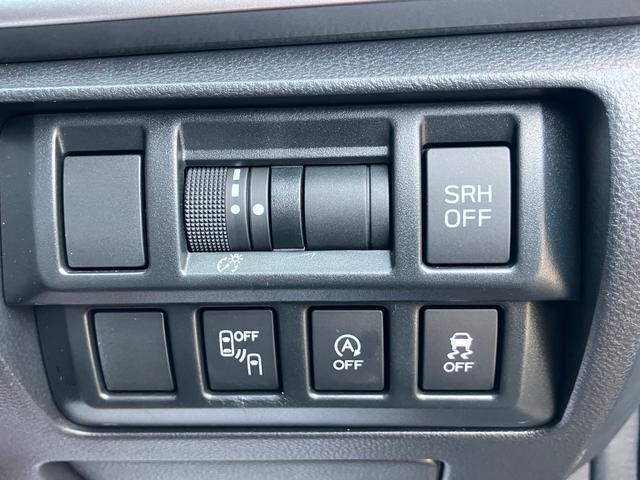 インプレッサスポーツ ２．０ｉ－Ｌアイサイト　ドライブレコーダー　バックカメラ　サイドカメラ　ＴＶ　クリアランスソナー　オートクルーズコントロール　レーンアシスト　衝突被害軽減システム　アルミホイール　オートライト　スマートキー（9枚目）