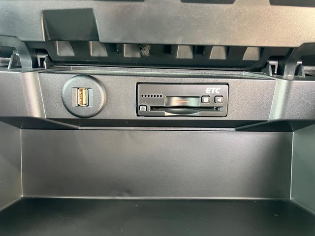 ソリオバンディット ハイブリッドＭＶ　ドライブレコーダー　ＥＴＣ　バックカメラ　ナビ　ＴＶ　オートクルーズコントロール　両側電動スライドドア　オートライト　ＬＥＤヘッドランプ　スマートキー　アイドリングストップ　電動格納ミラー（9枚目）