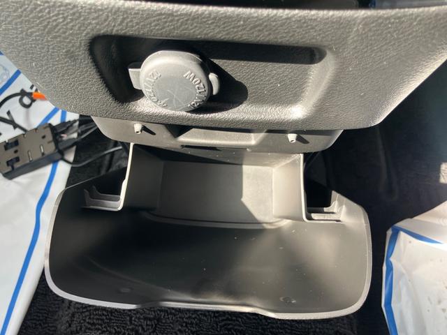 ソリオバンディット ハイブリッドＭＶ　ドライブレコーダー　ＥＴＣ　バックカメラ　ナビ　ＴＶ　オートクルーズコントロール　両側電動スライドドア　オートライト　ＬＥＤヘッドランプ　スマートキー　アイドリングストップ　電動格納ミラー（30枚目）