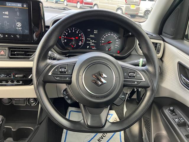 スイフト ＸＧ　ディスプレイオーディオ　クリアランスソナー　オートクルーズコントロール　レーンアシスト　衝突被害軽減システム　オートライト　ＬＥＤヘッドランプ　スマートキー　電動格納ミラー　シートヒーター（3枚目）