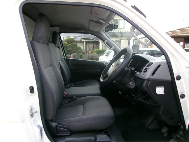 ハイエースバン 　ドライブレコーダー　ナビ　ＴＶ　スライドドア　ＡＴ　ＣＤ　ＤＶＤ再生　Ｂｌｕｅｔｏｏｔｈ　記録簿（72枚目）