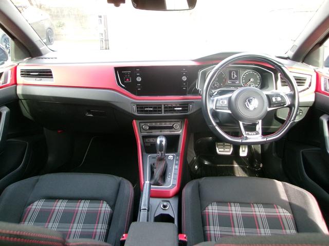 ポロＧＴＩ ベースグレード　ベースグレード（５名）　クルーズコントロール　ＢＴ　アイスト　ＬＥＤヘッド　スマートキー　バックカメラ　ＥＴＣ２．０　キーレスエントリー　オートライト　ＵＳＢ　フルオートエアコン　メモリーナビ（2枚目）