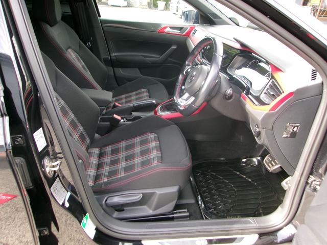 ポロＧＴＩ ベースグレード　ベースグレード（５名）　クルーズコントロール　ＢＴ　アイスト　ＬＥＤヘッド　スマートキー　バックカメラ　ＥＴＣ２．０　キーレスエントリー　オートライト　ＵＳＢ　フルオートエアコン　メモリーナビ（46枚目）