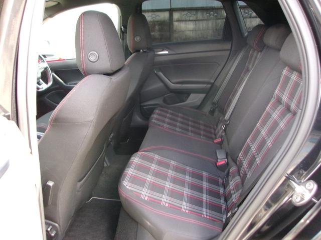 ポロＧＴＩ ベースグレード　ベースグレード（５名）　クルーズコントロール　ＢＴ　アイスト　ＬＥＤヘッド　スマートキー　バックカメラ　ＥＴＣ２．０　キーレスエントリー　オートライト　ＵＳＢ　フルオートエアコン　メモリーナビ（51枚目）