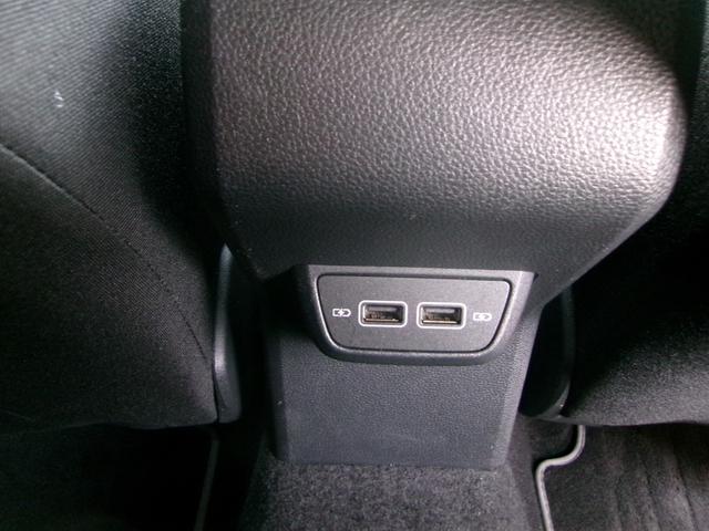 ポロＧＴＩ ベースグレード　ベースグレード（５名）　クルーズコントロール　ＢＴ　アイスト　ＬＥＤヘッド　スマートキー　バックカメラ　ＥＴＣ２．０　キーレスエントリー　オートライト　ＵＳＢ　フルオートエアコン　メモリーナビ（52枚目）