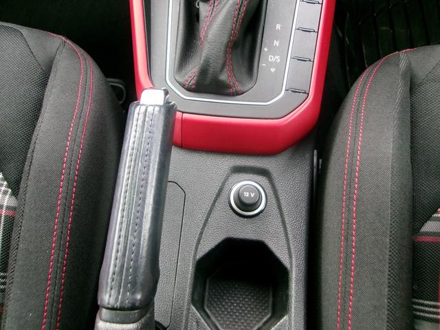 ポロＧＴＩ ベースグレード　ベースグレード（５名）　クルーズコントロール　ＢＴ　アイスト　ＬＥＤヘッド　スマートキー　バックカメラ　ＥＴＣ２．０　キーレスエントリー　オートライト　ＵＳＢ　フルオートエアコン　メモリーナビ（62枚目）