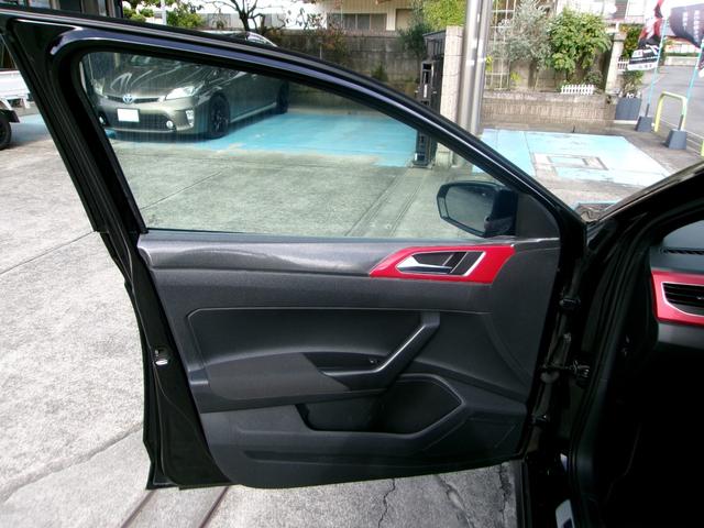 ポロＧＴＩ ベースグレード　ベースグレード（５名）　クルーズコントロール　ＢＴ　アイスト　ＬＥＤヘッド　スマートキー　バックカメラ　ＥＴＣ２．０　キーレスエントリー　オートライト　ＵＳＢ　フルオートエアコン　メモリーナビ（63枚目）