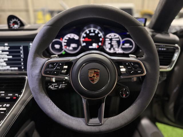 パナメーラ ＧＴＳ　ＴＶチューナー　アルカンターラ　黒革シート　サンルーフ　前後シートヒーター　ドライブレコーダー　ＧＰＳレーダー（17枚目）