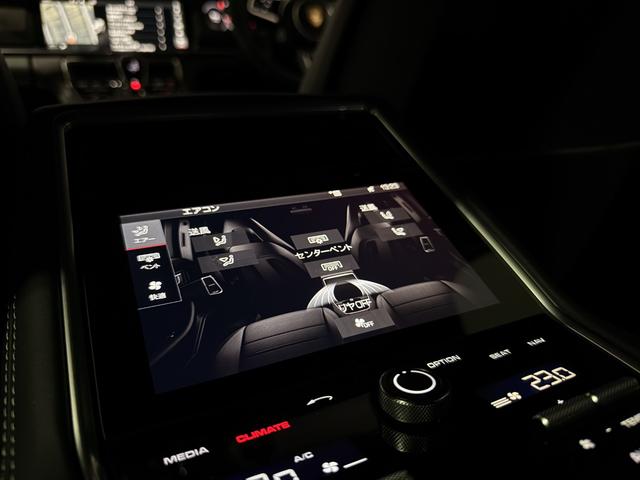 パナメーラ ＧＴＳ　ＴＶチューナー　アルカンターラ　黒革シート　サンルーフ　前後シートヒーター　ドライブレコーダー　ＧＰＳレーダー（26枚目）