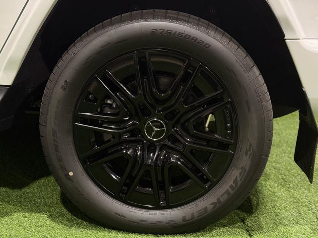 Ｇクラス Ｇ４５０ｄ　ＡＭＧラインパッケージ　ｍａｎｕｆａｃｔｕｒｅ　ｐｒｏｇｒａｍプラス　ナイトＰＫＧ　ボディ同色スペアＴ　レザーＥＸ　サンルーフ　チタニウムグレー本革　ベンチレーター　シートヒーター　全周囲カメラ　ブルメスターＳＳ（31枚目）