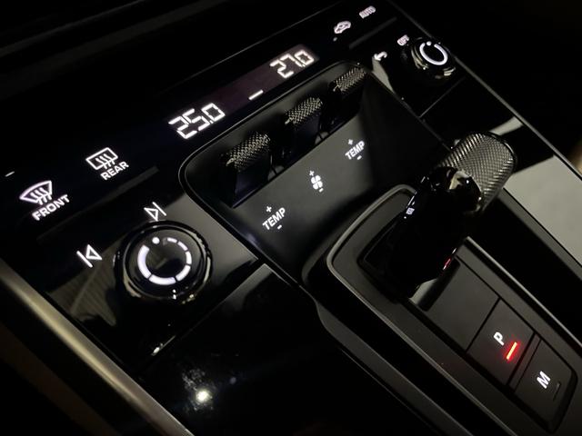 ９１１ ９１１カレラＳ　Ｐフィルム　Ｆリフトアップ　ベージュ革　スポクロ　マットカーボンインテリＰＫＧ　ＰＳスパイダーデザインＷ　ＰＡＳＭスポーツサス　Ｐエントリードライブ　４ｗａｙスポーツプラアス　ヒーター付ステアリング（29枚目）