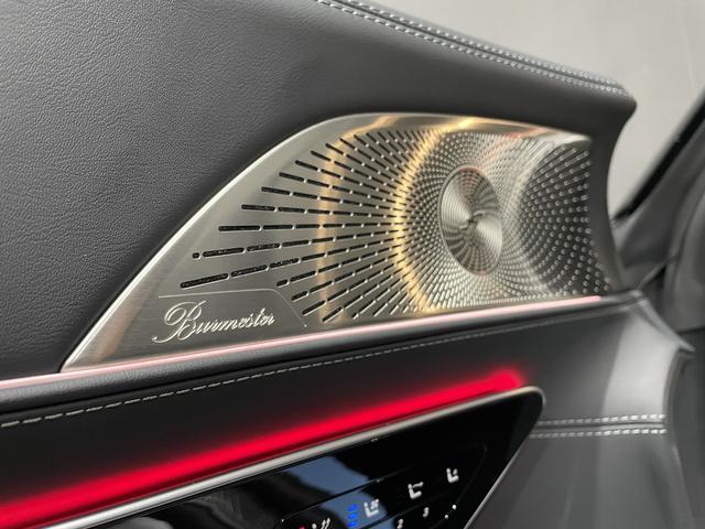 SL SL43 黒本革 レーダーセーフティ ヘッドアップディスプレイ メモリ付き電動シート シートヒーター ベンチレーター ブルメスターSS アンビエントライト 全周囲カメラ リラクゼーション機能 置き型充電(35枚目)