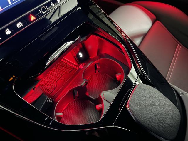 SL SL43 黒本革 レーダーセーフティ ヘッドアップディスプレイ メモリ付き電動シート シートヒーター ベンチレーター ブルメスターSS アンビエントライト 全周囲カメラ リラクゼーション機能 置き型充電(36枚目)