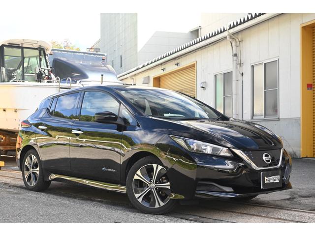 リーフ Ｘ　走行無制限１年保証　ナビ　ＴＶ　バックカメラ　ＥＴＣ　Ｂｌｕｅｔｏｏｔｈ接続　シートヒーター　ハンドルヒーター　ＥＴＣ　純正ＡＷ　スマートキー　ＵＳＢ接続　衝突被害軽減ブレーキ（3枚目）