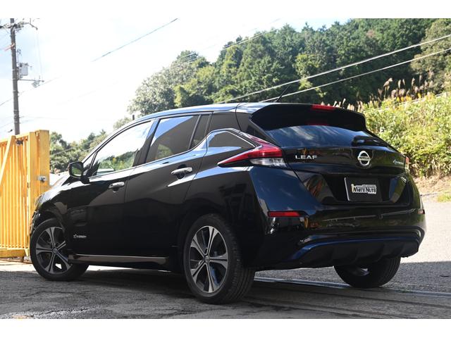 リーフ Ｘ　走行無制限１年保証　ナビ　ＴＶ　バックカメラ　ＥＴＣ　Ｂｌｕｅｔｏｏｔｈ接続　シートヒーター　ハンドルヒーター　ＥＴＣ　純正ＡＷ　スマートキー　ＵＳＢ接続　衝突被害軽減ブレーキ（5枚目）