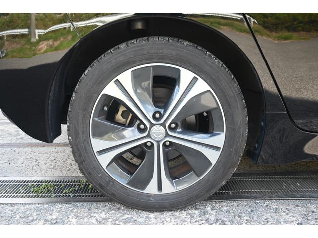 リーフ Ｘ　走行無制限１年保証　ナビ　ＴＶ　バックカメラ　ＥＴＣ　Ｂｌｕｅｔｏｏｔｈ接続　シートヒーター　ハンドルヒーター　ＥＴＣ　純正ＡＷ　スマートキー　ＵＳＢ接続　衝突被害軽減ブレーキ（30枚目）