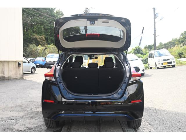 リーフ Ｘ　走行無制限１年保証　ナビ　ＴＶ　バックカメラ　ＥＴＣ　Ｂｌｕｅｔｏｏｔｈ接続　シートヒーター　ハンドルヒーター　ＥＴＣ　純正ＡＷ　スマートキー　ＵＳＢ接続　衝突被害軽減ブレーキ（33枚目）