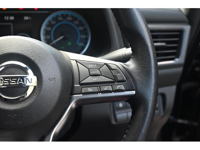 リーフ Ｘ　走行無制限１年保証　ナビ　ＴＶ　バックカメラ　ＥＴＣ　Ｂｌｕｅｔｏｏｔｈ接続　シートヒーター　ハンドルヒーター　ＥＴＣ　純正ＡＷ　スマートキー　ＵＳＢ接続　衝突被害軽減ブレーキ（60枚目）