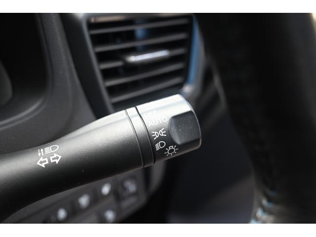 リーフ Ｘ　走行無制限１年保証　ナビ　ＴＶ　バックカメラ　ＥＴＣ　Ｂｌｕｅｔｏｏｔｈ接続　シートヒーター　ハンドルヒーター　ＥＴＣ　純正ＡＷ　スマートキー　ＵＳＢ接続　衝突被害軽減ブレーキ（61枚目）