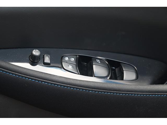 リーフ Ｘ　走行無制限１年保証　ナビ　ＴＶ　バックカメラ　ＥＴＣ　Ｂｌｕｅｔｏｏｔｈ接続　シートヒーター　ハンドルヒーター　ＥＴＣ　純正ＡＷ　スマートキー　ＵＳＢ接続　衝突被害軽減ブレーキ（64枚目）