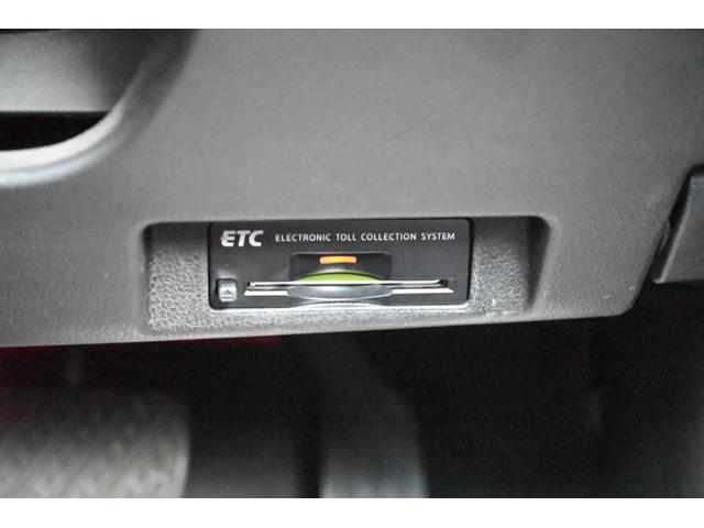 リーフ Ｘ　走行無制限１年保証　ナビ　ＴＶ　バックカメラ　ＥＴＣ　Ｂｌｕｅｔｏｏｔｈ接続　シートヒーター　ハンドルヒーター　ＥＴＣ　純正ＡＷ　スマートキー　ＵＳＢ接続　衝突被害軽減ブレーキ（65枚目）