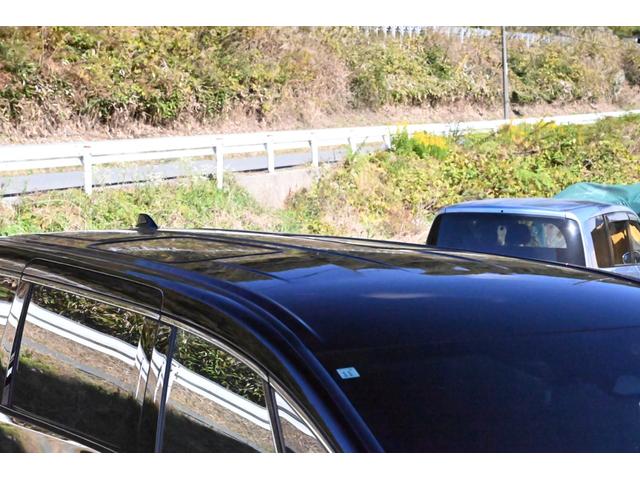 ヴェルファイアハイブリッド Ｚ　プレミア　登録済未使用車　ユニバ－サルステップ　両側電動スライド　全方位カメラ　本革シート　禁煙　シートヒーター／エアコン　ハンドルヒーター　電動リアゲート　ＬＥＤ　ナビ　フルセグＴＶ　ＥＴＣ（20枚目）
