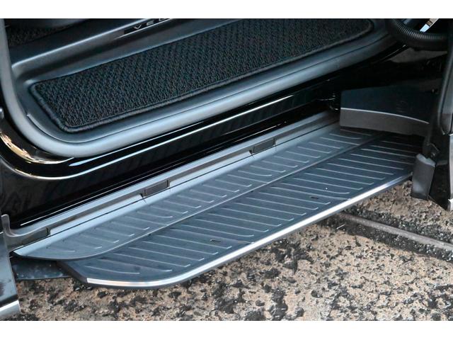 ヴェルファイアハイブリッド Ｚ　プレミア　登録済未使用車　ユニバ－サルステップ　両側電動スライド　全方位カメラ　本革シート　禁煙　シートヒーター／エアコン　ハンドルヒーター　電動リアゲート　ＬＥＤ　ナビ　フルセグＴＶ　ＥＴＣ（30枚目）