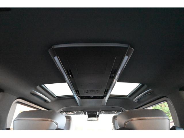 ヴェルファイアハイブリッド Ｚ　プレミア　登録済未使用車　ユニバ－サルステップ　両側電動スライド　全方位カメラ　本革シート　禁煙　シートヒーター／エアコン　ハンドルヒーター　電動リアゲート　ＬＥＤ　ナビ　フルセグＴＶ　ＥＴＣ（32枚目）