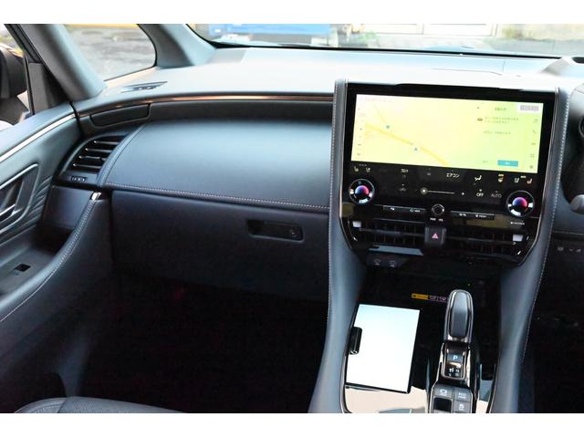 ヴェルファイアハイブリッド Ｚ　プレミア　登録済未使用車　ユニバ－サルステップ　両側電動スライド　全方位カメラ　本革シート　禁煙　シートヒーター／エアコン　ハンドルヒーター　電動リアゲート　ＬＥＤ　ナビ　フルセグＴＶ　ＥＴＣ（35枚目）