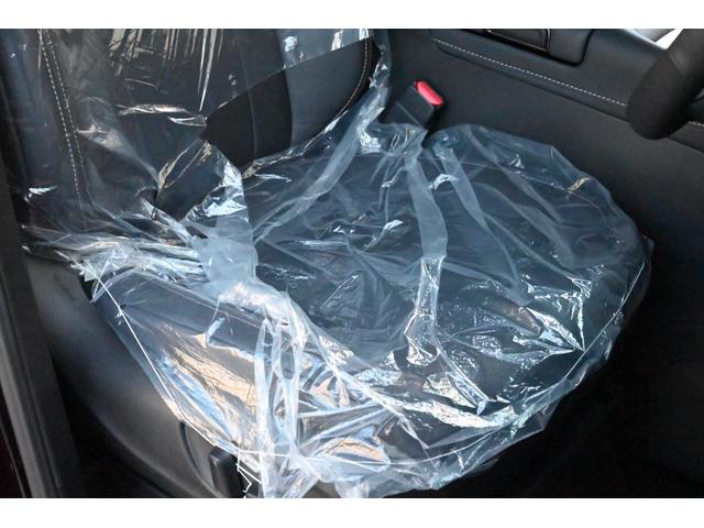 ヴェルファイアハイブリッド Ｚ　プレミア　登録済未使用車　ユニバ－サルステップ　両側電動スライド　全方位カメラ　本革シート　禁煙　シートヒーター／エアコン　ハンドルヒーター　電動リアゲート　ＬＥＤ　ナビ　フルセグＴＶ　ＥＴＣ（39枚目）