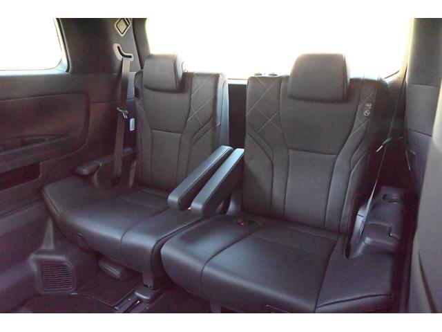 ヴェルファイアハイブリッド Ｚ　プレミア　登録済未使用車　ユニバ－サルステップ　両側電動スライド　全方位カメラ　本革シート　禁煙　シートヒーター／エアコン　ハンドルヒーター　電動リアゲート　ＬＥＤ　ナビ　フルセグＴＶ　ＥＴＣ（57枚目）