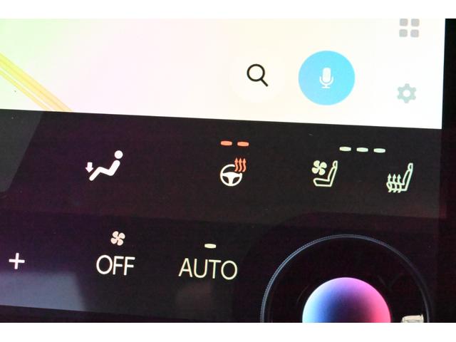 ヴェルファイアハイブリッド Ｚ　プレミア　登録済未使用車　ユニバ－サルステップ　両側電動スライド　全方位カメラ　本革シート　禁煙　シートヒーター／エアコン　ハンドルヒーター　電動リアゲート　ＬＥＤ　ナビ　フルセグＴＶ　ＥＴＣ（66枚目）