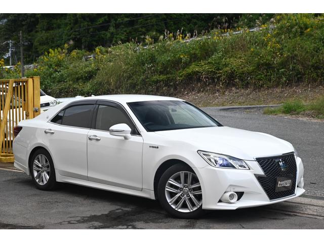 クラウンハイブリッド アスリートＳ　ＨＶバッテリ－１年保証　ナビ　ＴＶ　バックカメラ　Ｂｌｕｅｔｏｏｔｈ接続　前後ドライブレコーダー　ＥＴＣ　純正ＡＷ　電動シート　ＨＩＤ　スマートキー　クルーズコントロール　盗難防止装置　ＣＤ　ＤＶＤ（9枚目）