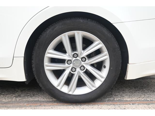 クラウンハイブリッド アスリートＳ　ＨＶバッテリ－１年保証　ナビ　ＴＶ　バックカメラ　Ｂｌｕｅｔｏｏｔｈ接続　前後ドライブレコーダー　ＥＴＣ　純正ＡＷ　電動シート　ＨＩＤ　スマートキー　クルーズコントロール　盗難防止装置　ＣＤ　ＤＶＤ（33枚目）