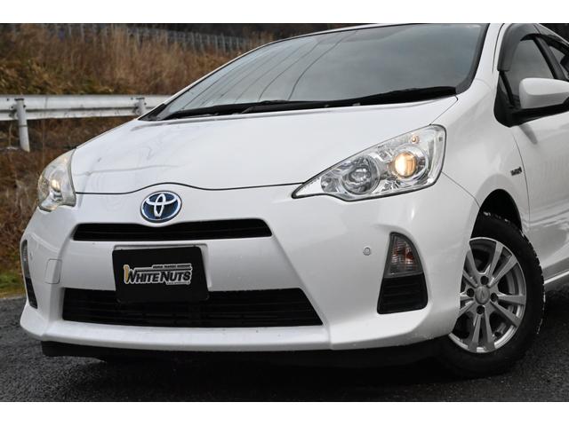 アクア Ｓ　ＨＶバッテリ－１年保証　ナビ　フルセグＴＶ　バックカメラ　社外ＡＷ　記録簿　Ｂｌｕｅｔｏｏｔｈ接続　スマートキー　ＣＤ　ＤＶＤ　横滑り防止装置　パワーウィンドウ　運転席／助手席エアバック　ＡＢＳ（17枚目）