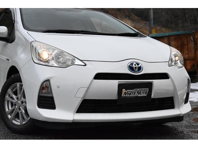 アクア Ｓ　ＨＶバッテリ－１年保証　ナビ　フルセグＴＶ　バックカメラ　社外ＡＷ　記録簿　Ｂｌｕｅｔｏｏｔｈ接続　スマートキー　ＣＤ　ＤＶＤ　横滑り防止装置　パワーウィンドウ　運転席／助手席エアバック　ＡＢＳ（18枚目）