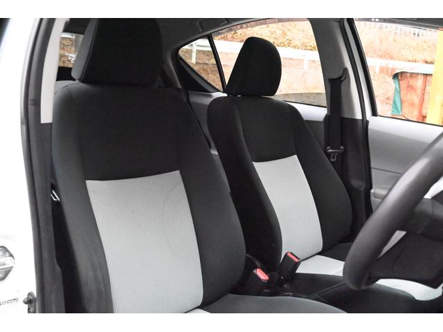 アクア Ｓ　ＨＶバッテリ－１年保証　ナビ　フルセグＴＶ　バックカメラ　社外ＡＷ　記録簿　Ｂｌｕｅｔｏｏｔｈ接続　スマートキー　ＣＤ　ＤＶＤ　横滑り防止装置　パワーウィンドウ　運転席／助手席エアバック　ＡＢＳ（45枚目）