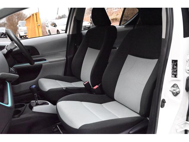 アクア Ｓ　ＨＶバッテリ－１年保証　ナビ　フルセグＴＶ　バックカメラ　社外ＡＷ　記録簿　Ｂｌｕｅｔｏｏｔｈ接続　スマートキー　ＣＤ　ＤＶＤ　横滑り防止装置　パワーウィンドウ　運転席／助手席エアバック　ＡＢＳ（49枚目）